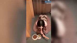 富人游戏凌辱调教高颜值小母狗