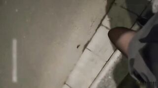 美乳黑丝御姐夜晚户外勾引小哥到废弃楼啪啪