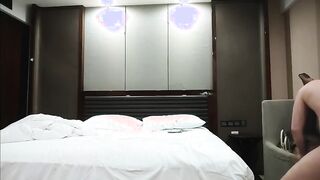 冒险王探花约白衣丰满小姐姐开房
