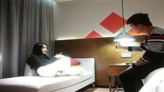 小哥约花臂纹身新人靓女啪啪