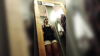 商场女性内衣服饰专卖店