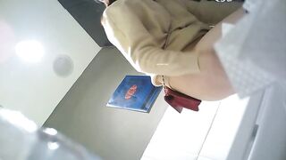 十二月大师级商场偷拍毒辣刁钻后拍