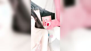 呆晕宝宝无比可爱的小仙女自慰极品没穴特写自慰