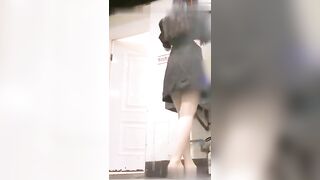 厕所偷拍贵妇合集