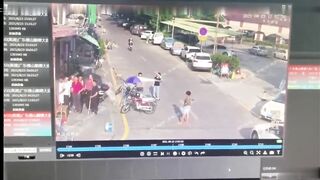 监控真实强奸翻车精选两位小姐姐教科书式自救