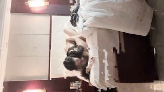 【泄密流出】勾搭化妆店女销售