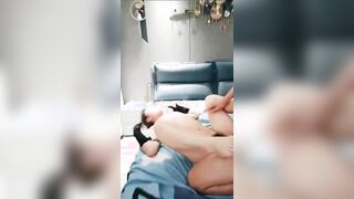 保时捷车模为赚钱下海炮友激情啪啪