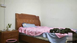城中村冰清玉洁女神被农民工大哥一顿插