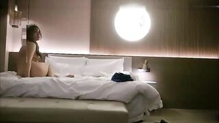 18岁二次元JK小萝莉无脑舌吻调情淫水多多