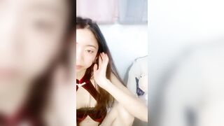 吃口小点心最喜欢这种较小咪咪又大的小仙女自慰
